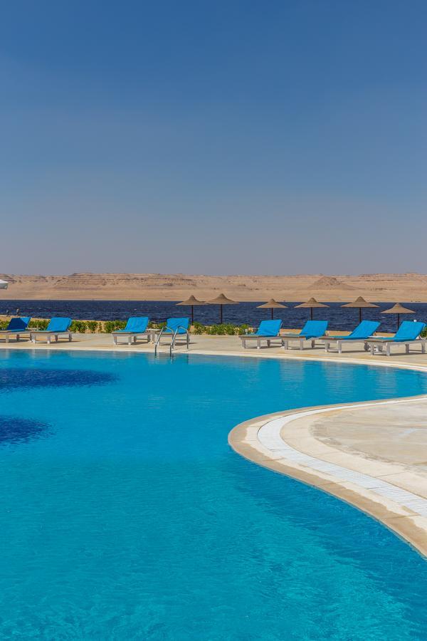 Byoum Lakeside Hotel Qaryat at Ta'mir as Siyahiyah Buitenkant foto