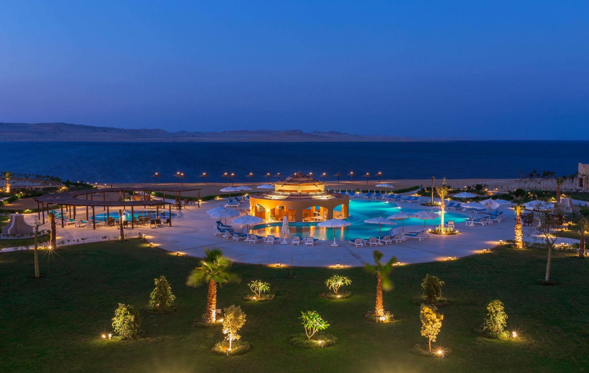 Byoum Lakeside Hotel Qaryat at Ta'mir as Siyahiyah Buitenkant foto